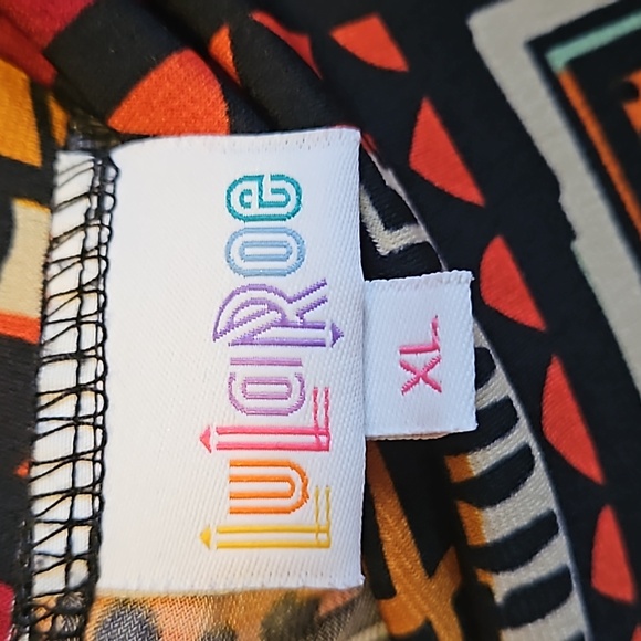 Lularoe 🖤 maxi skirt (#28) - Picture 4 of 4